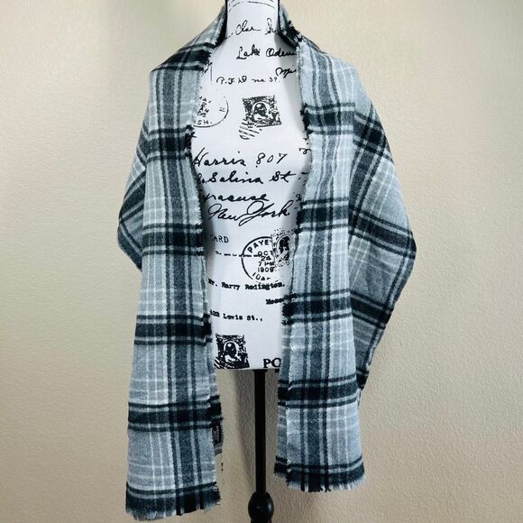 Zara Black Plaid Long Scarf Shawl Super Soft Long Thin Scarf Preppy baddie work - Picture 8 of 12